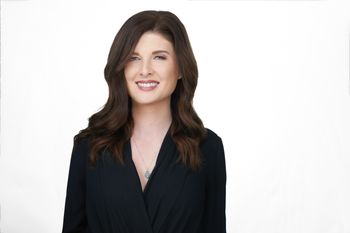 Portrait of Julia Rau, REALTOR®, Associate
