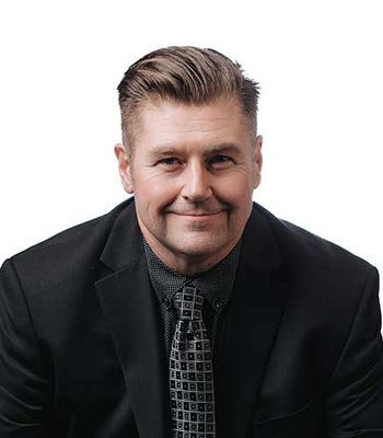 Portrait of Matt Walker, REALTOR®, Associate Broker.