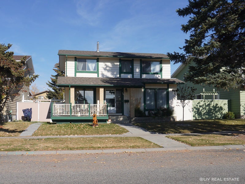 Shawnessi-Calgary-Craftsman Family Homes