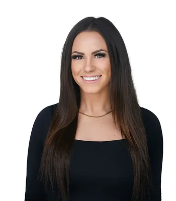 Portrait of Alison Dowdall, REALTOR®, Associate.