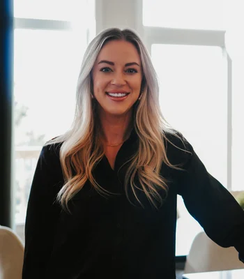 Portrait of Natalie Branicki, REALTOR®, Associate.