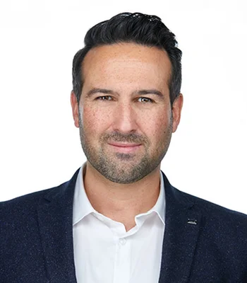 Portrait of Nathan Mol, REALTOR®, Associate.