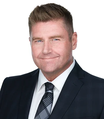 Portrait of Matt Walker, REALTOR®, Associate.